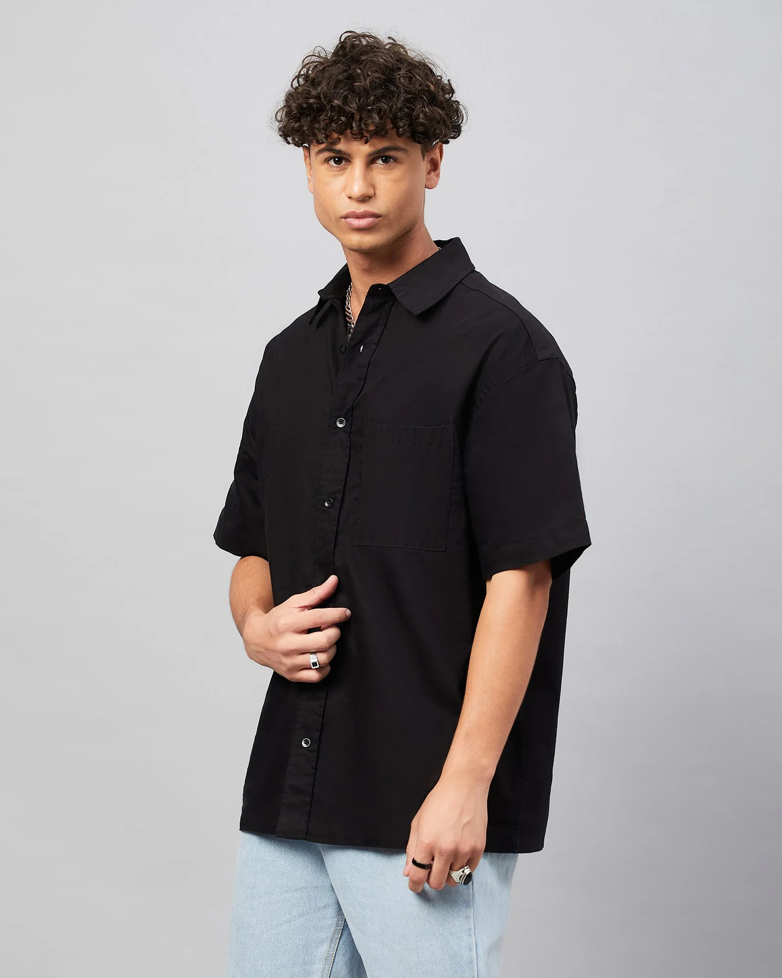 Chimpaaanzee Men Black Oversized Fit Shirt