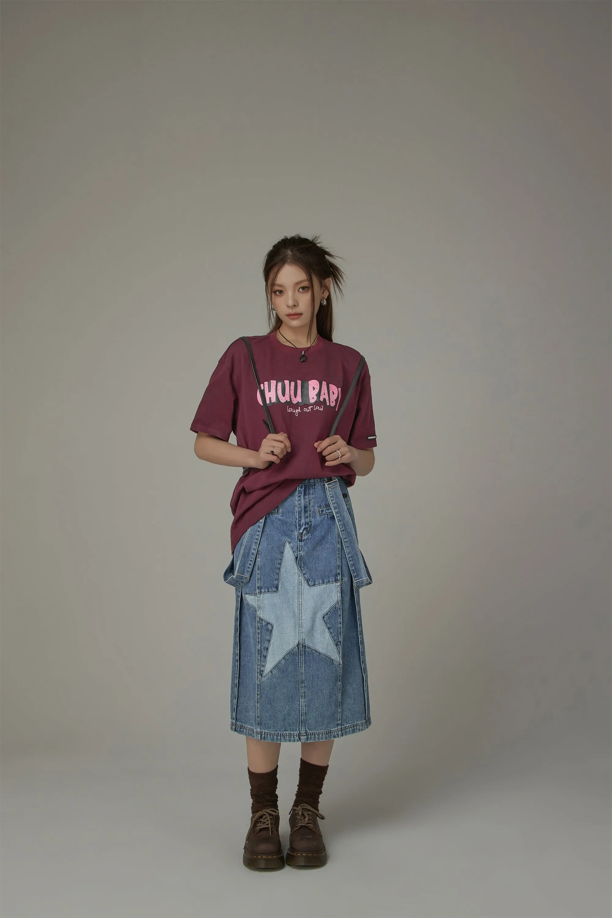 Chuu Baby Logo Cotton Loose Fit T-Shirt