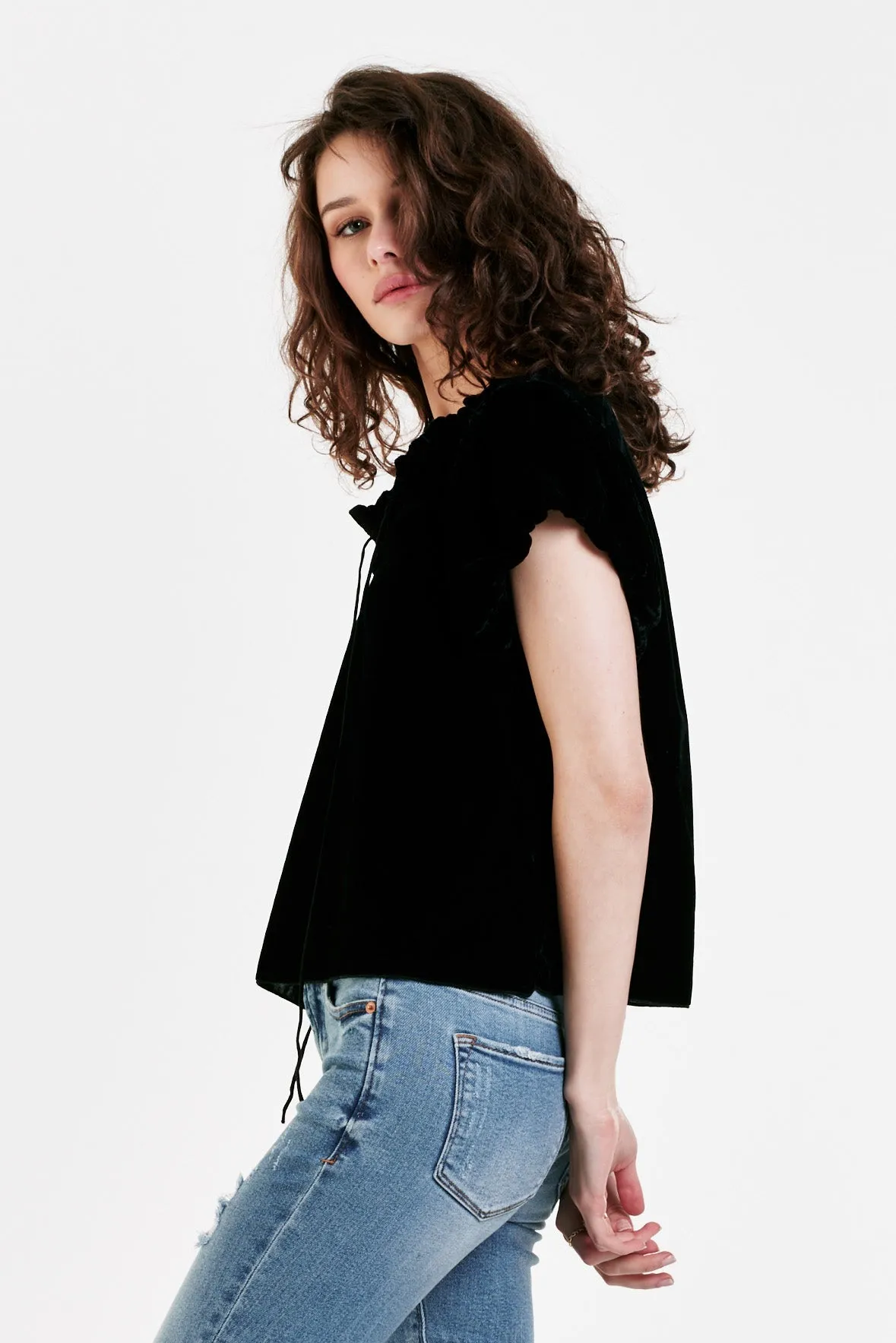 MAGGIE PUFF SLEEVE TOP BLACK VELVET