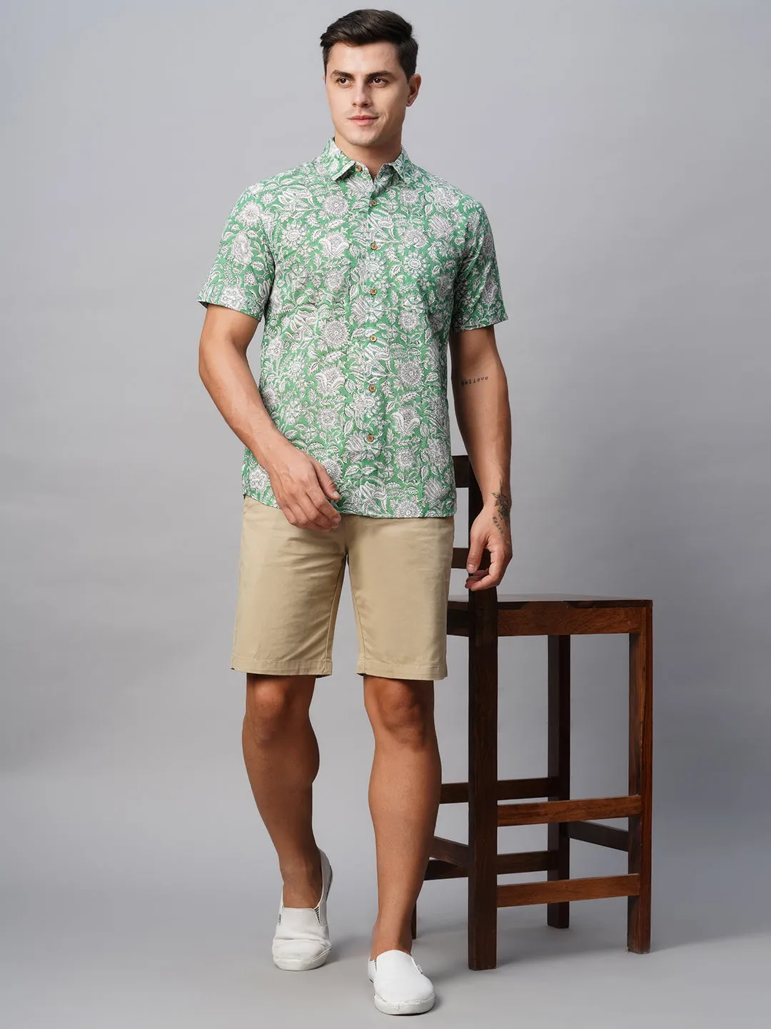 Men's Green Cotton Regular Fit Printed Shirt