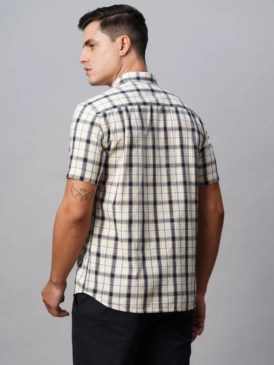 Men's Offwhite Cotton Regular Fit Checked Shirt