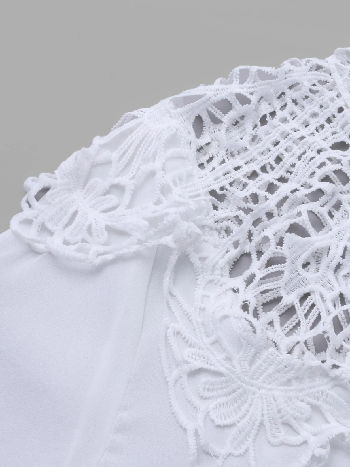 OEM ODM Crew Neck Round Neck Crochet Lace Embellished Hollow Long Sleeve White Blouses