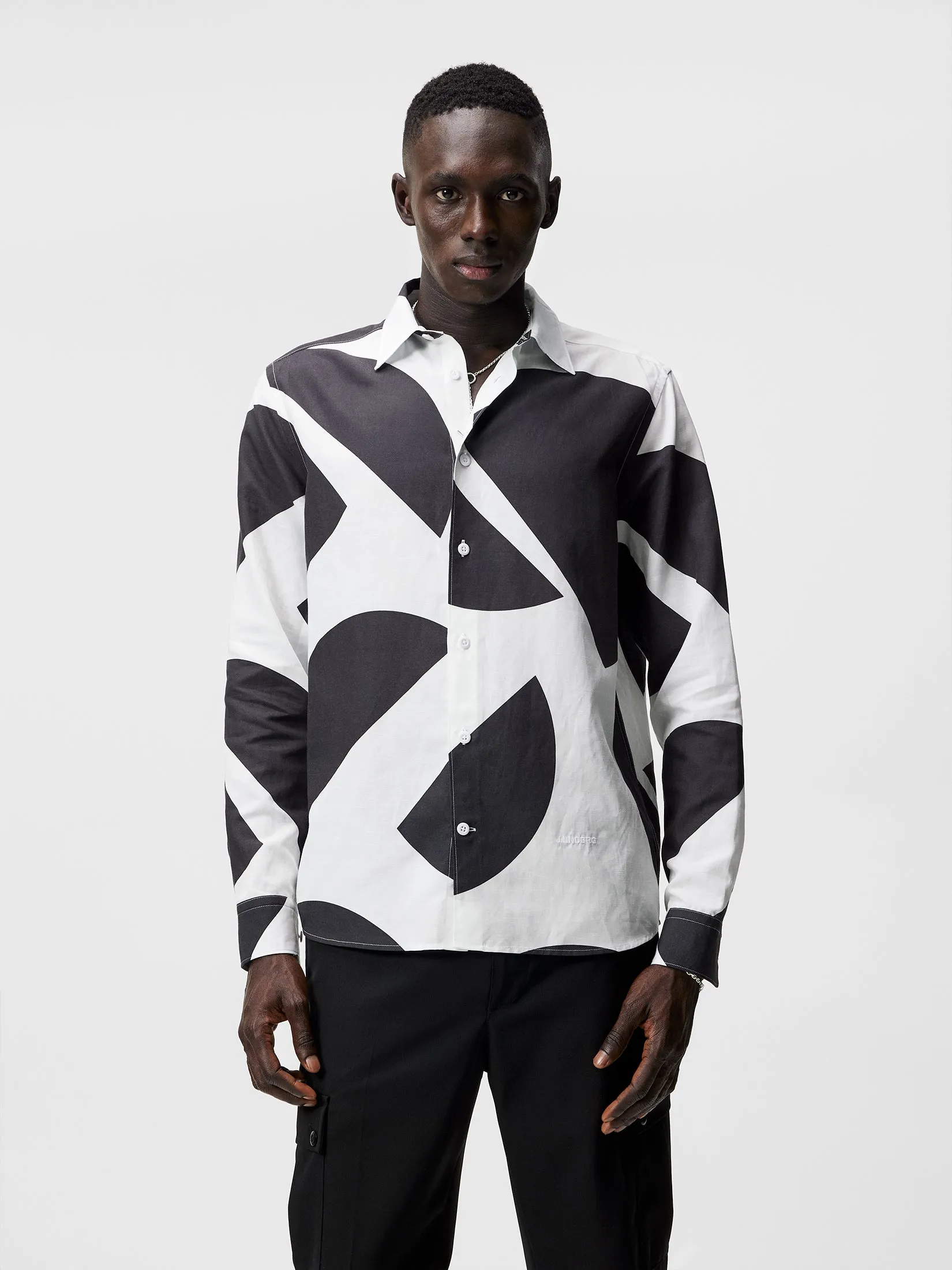 Shia Regular Print Shirt / Cloud White